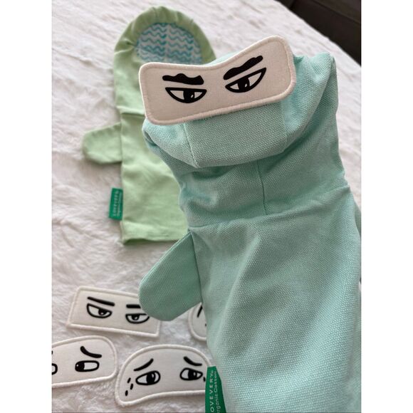 Lovevery Storytelling puppet set - Picture 7 of 7